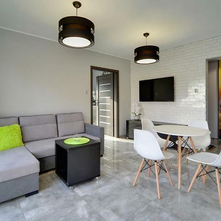 Apartament Sun & Ski Willa K2 Black & White كارباش المظهر الخارجي الصورة